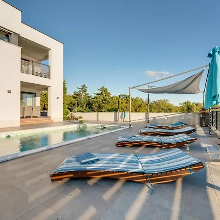 View Mit Blick Auf Wasser By Interhome Holiday home Crikvenica