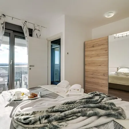 View Mit Blick Auf Wasser By Interhome * تْسْغيكفانِتْسا