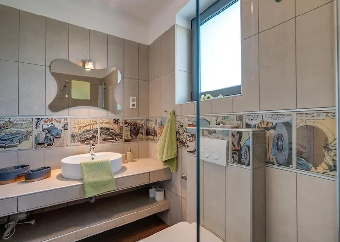 View Mit Blick Auf Wasser By Interhome Vikendica *